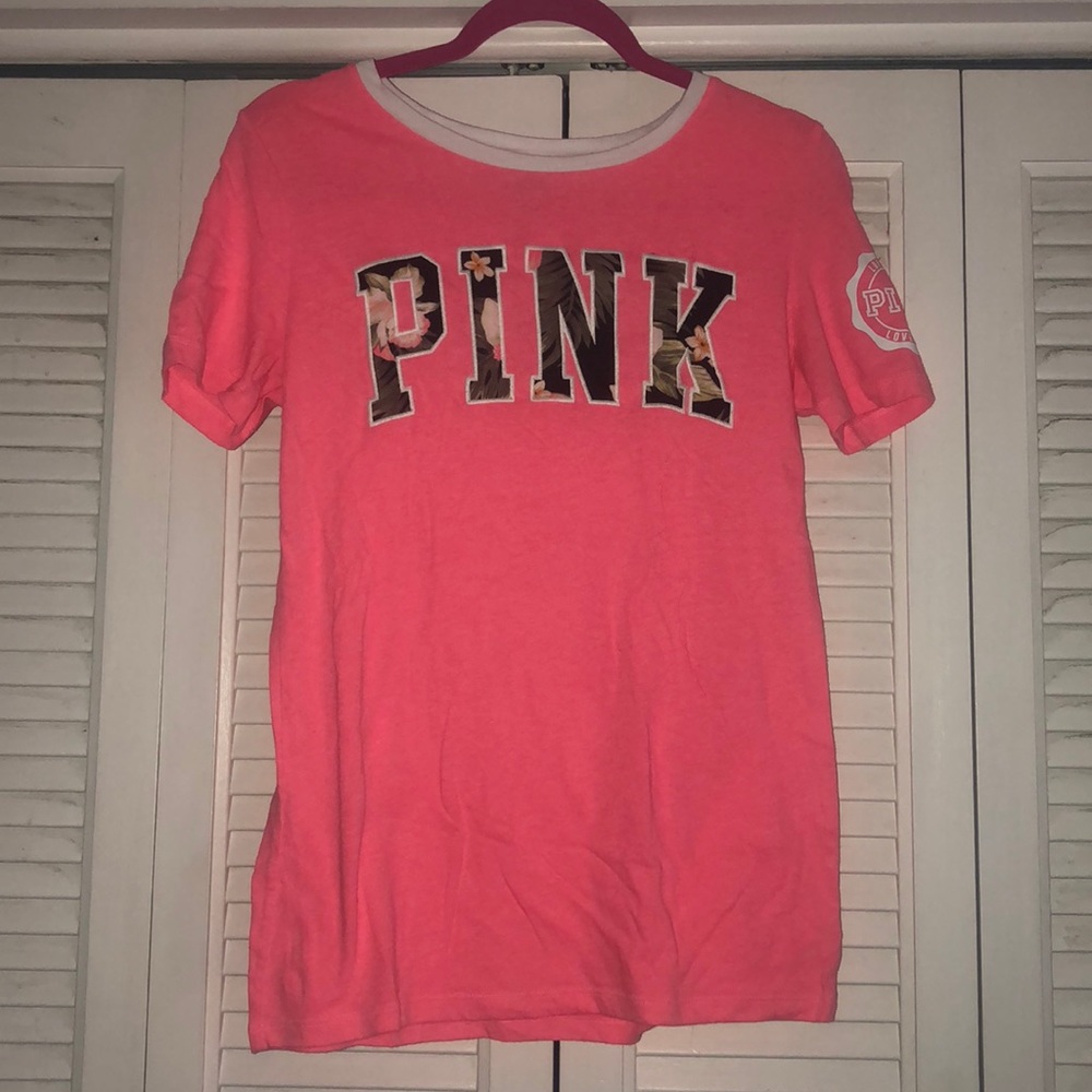 PINK (Victoria’s Secret) T-shirt